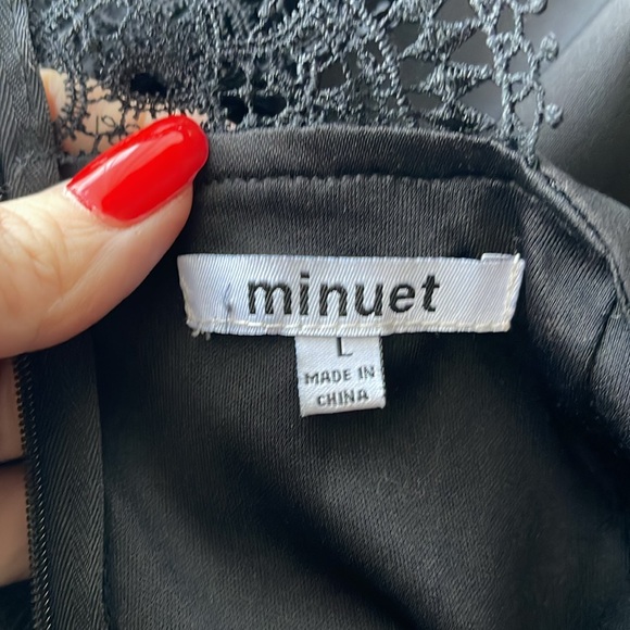 NEW MINUET Elegant Black Lace Halter Dress - Picture 8 of 9